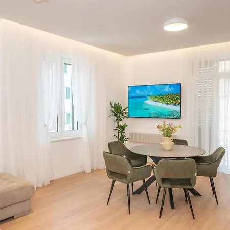 Apartman Situs Novus